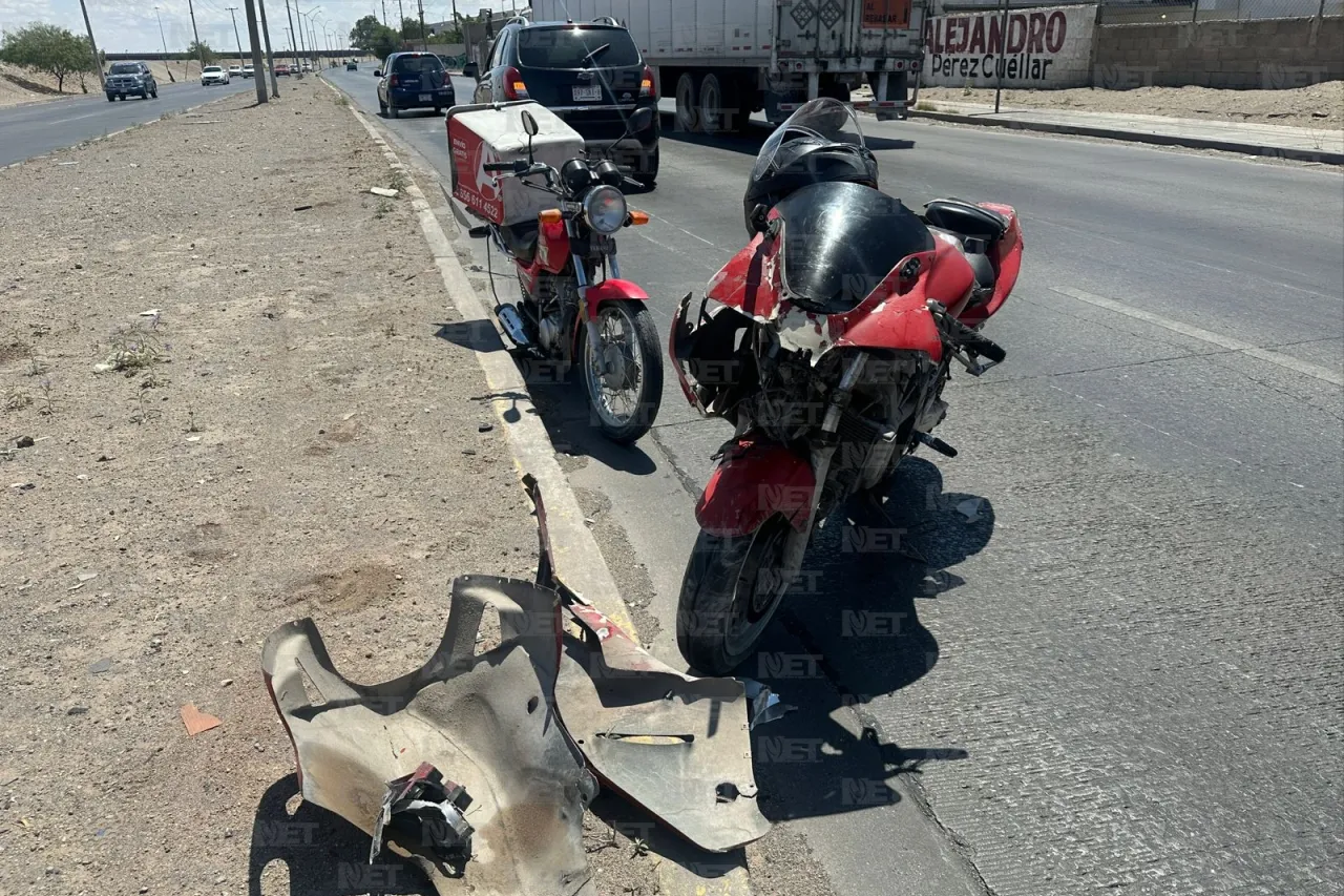 Fuerte choque en Juan Pablo II deja dos motociclistas lesionados 