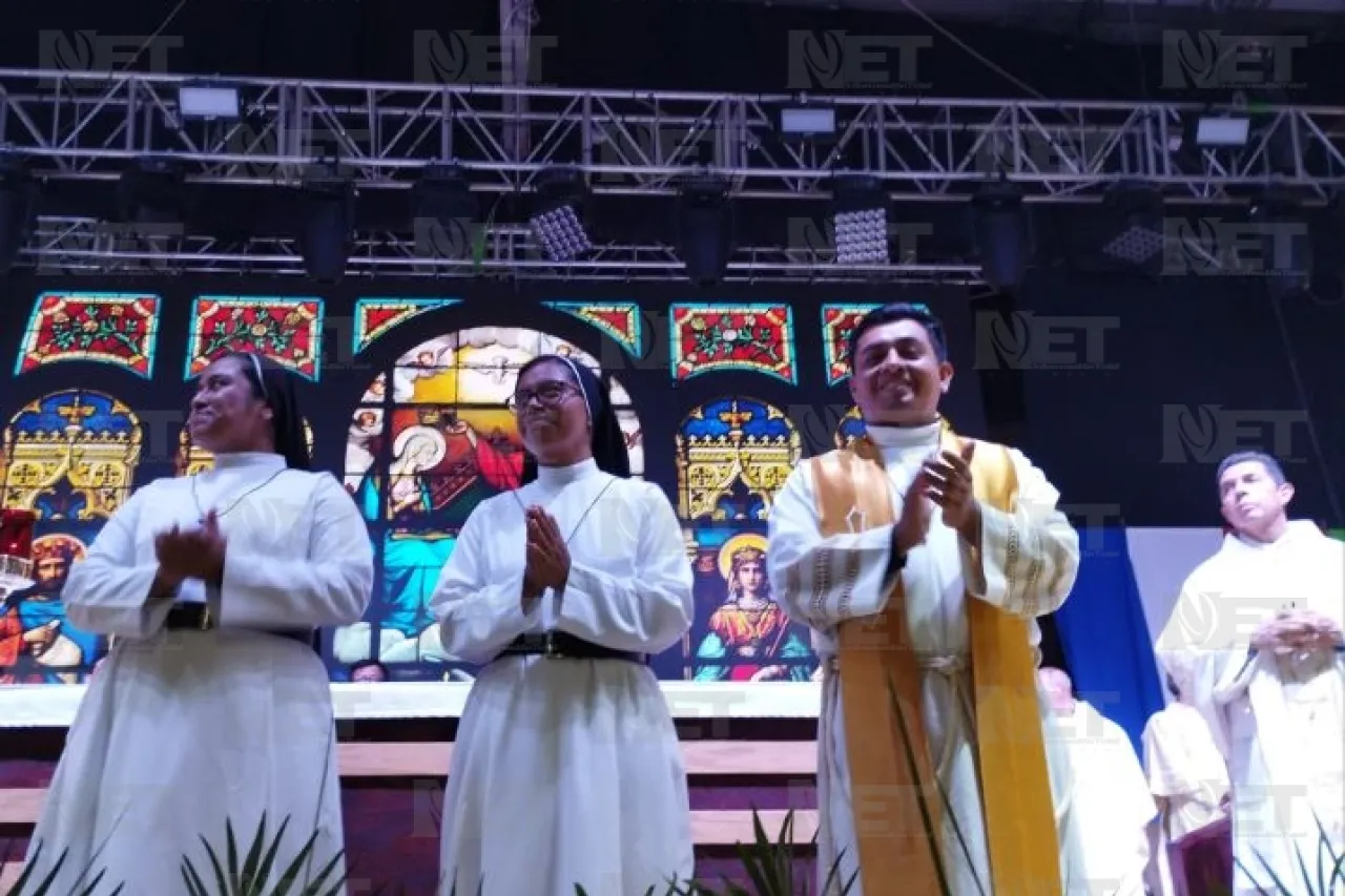 Clausuran católicos Congreso Misionero