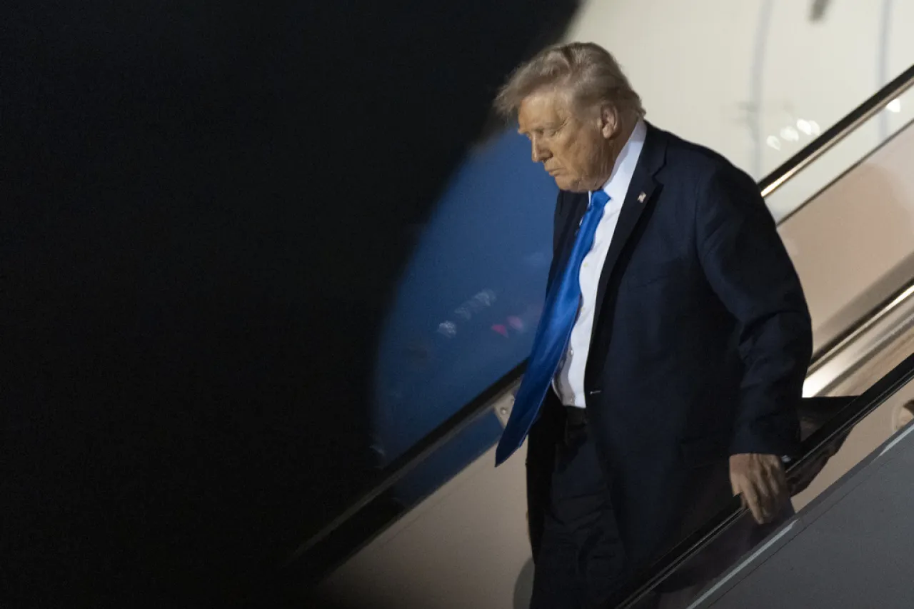 Trump dice que no sabe si en EU deben tener derechos al debido proceso