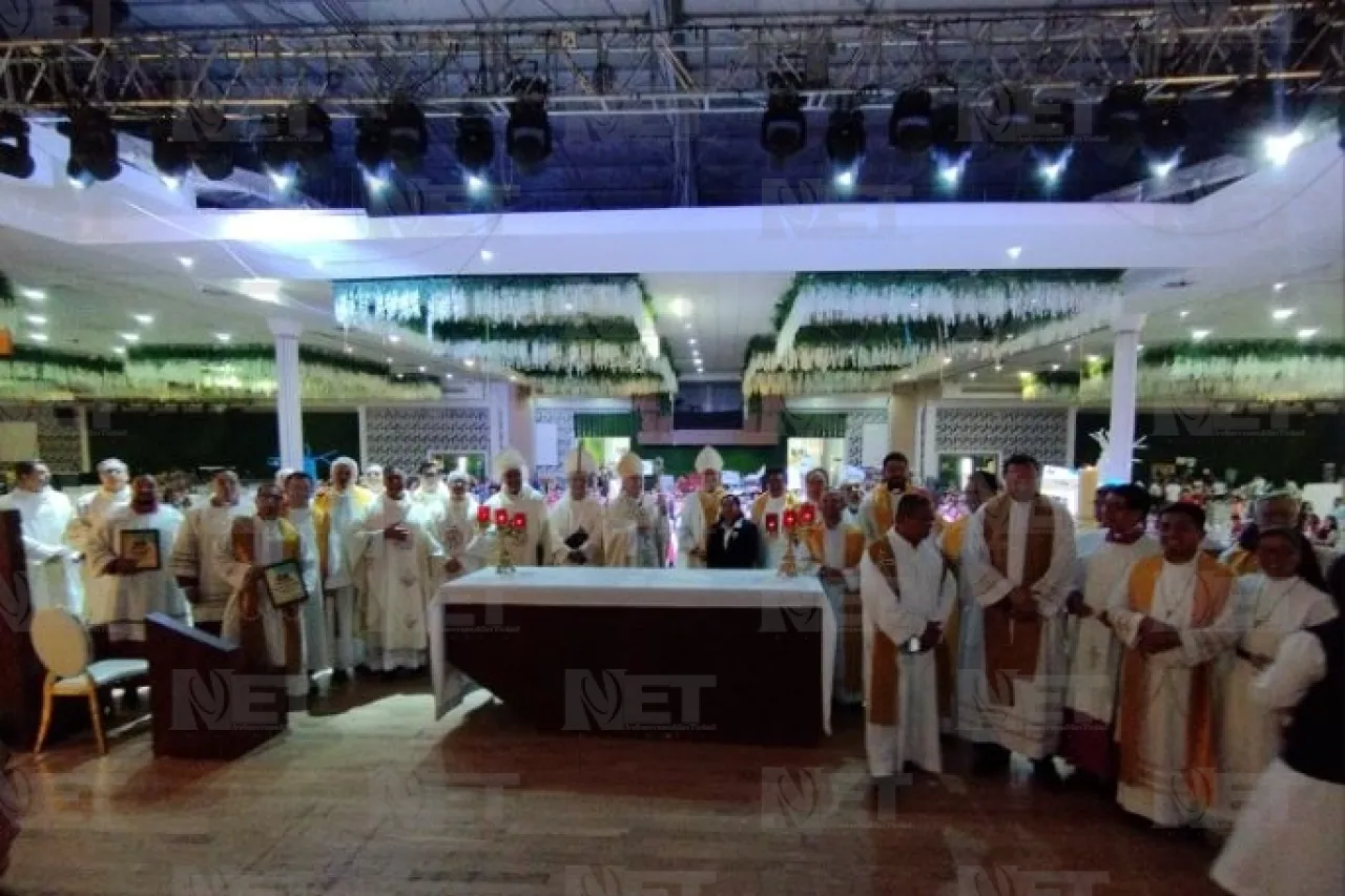 Clausuran católicos Congreso Misionero