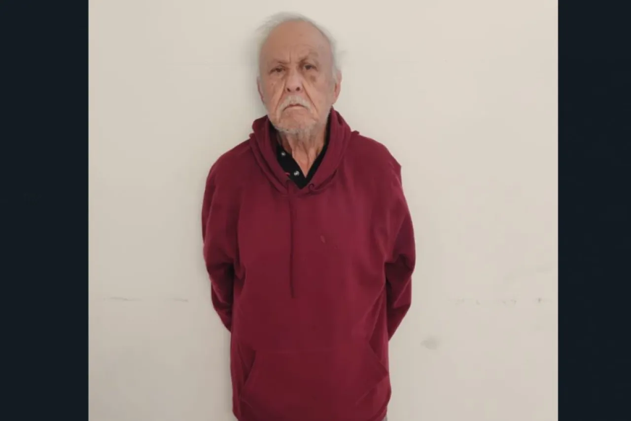 Piden ayuda de juarenses para localizar a familia de adulto mayor extraviado