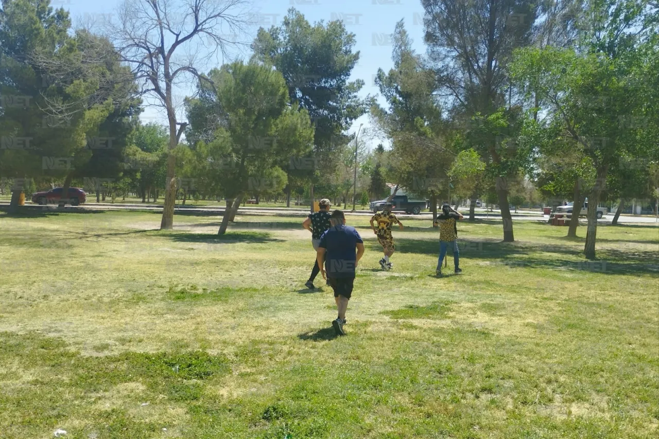 Aprovechan juarenses día libre para convivir en familia
