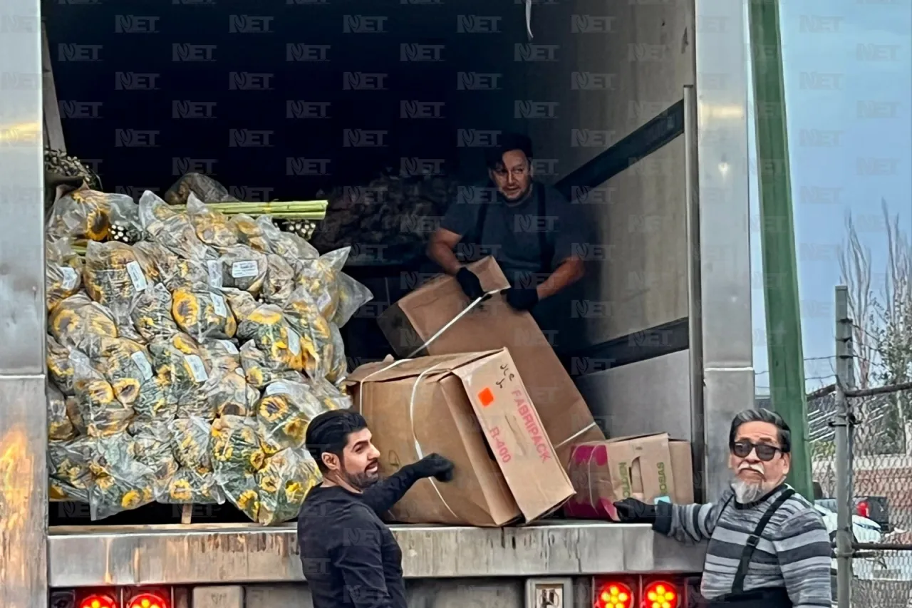 Arriban flores a Juárez para celebrar el Día de las Madres