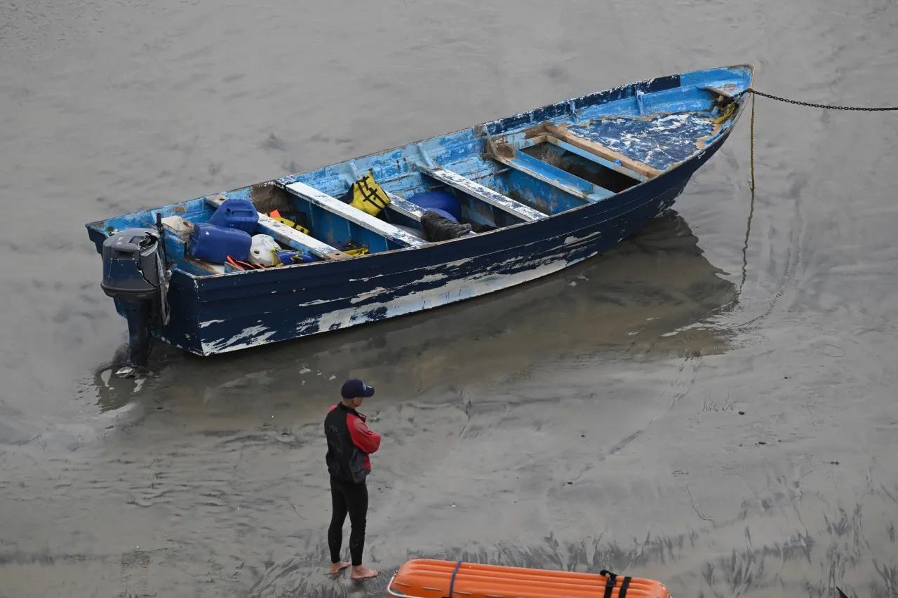 Bote que se cree que transportaba migrantes naufraga en California