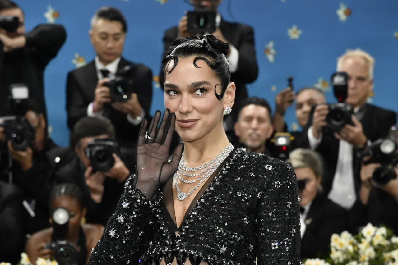 Met Gala rinde homenaje a la moda y diseñadores afrodescendientes