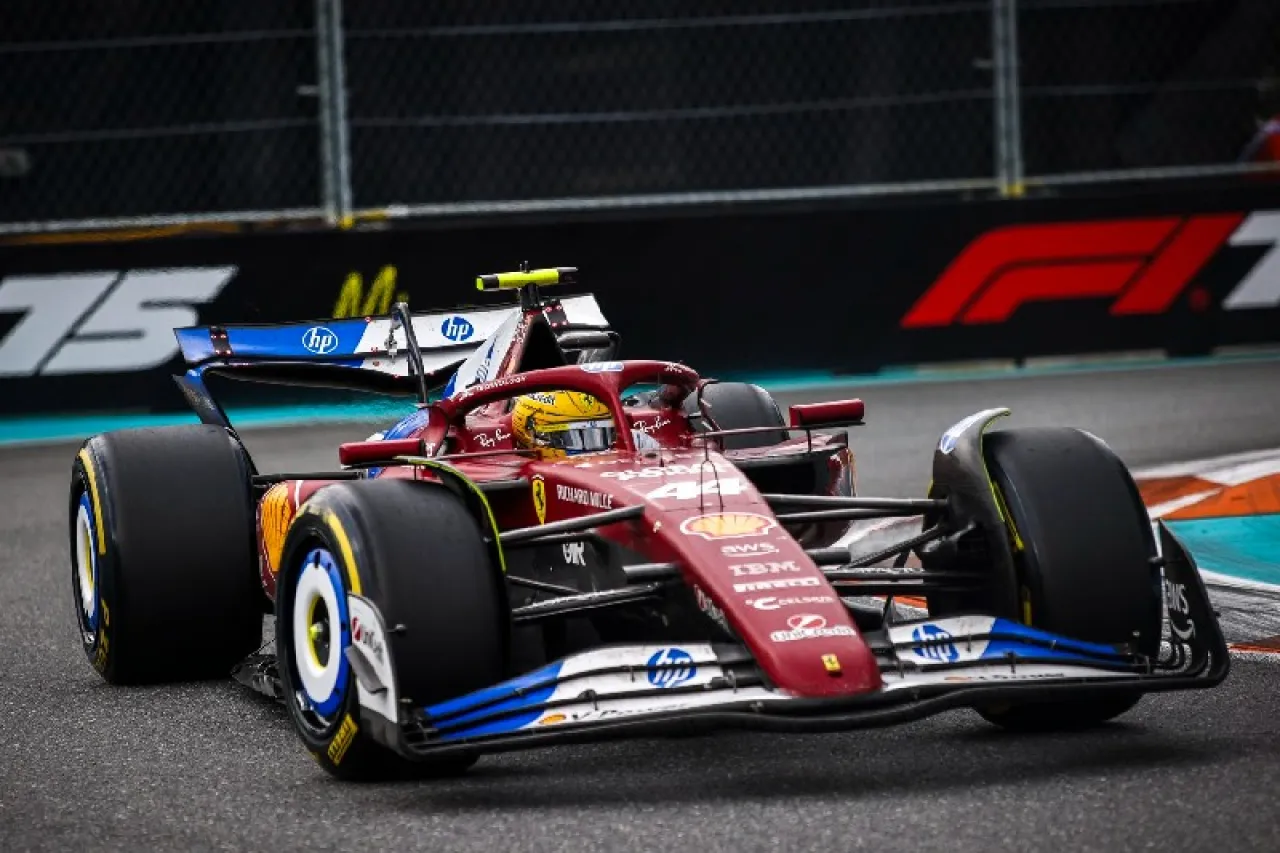'¿Quieres que lo deje pasar a él también?': La frustración de Ferrari en Miami