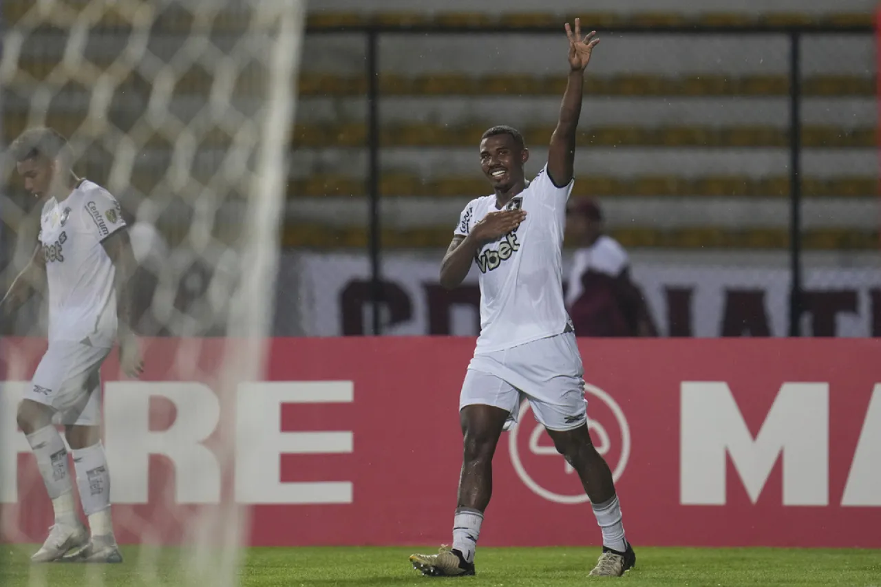 Botafogo logra sufrido triunfo ante Carabobo en Libertadores