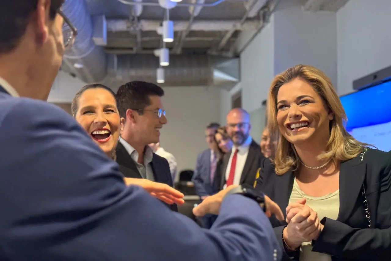 Impulsa Maru acuerdos en materia de comercio e innovación educativa con Texas