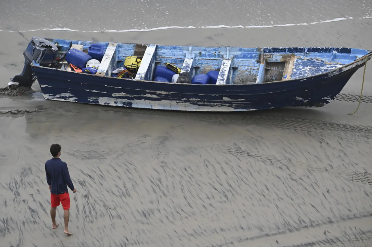 Suspenden búsqueda de migrantes tras naufragio entre Tijuana y San Diego