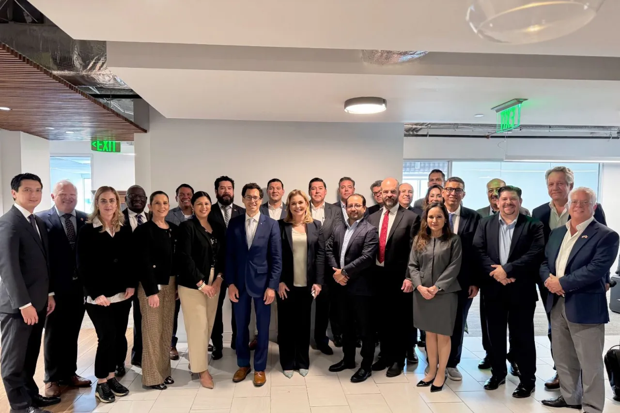 Impulsa Maru acuerdos en materia de comercio e innovación educativa con Texas
