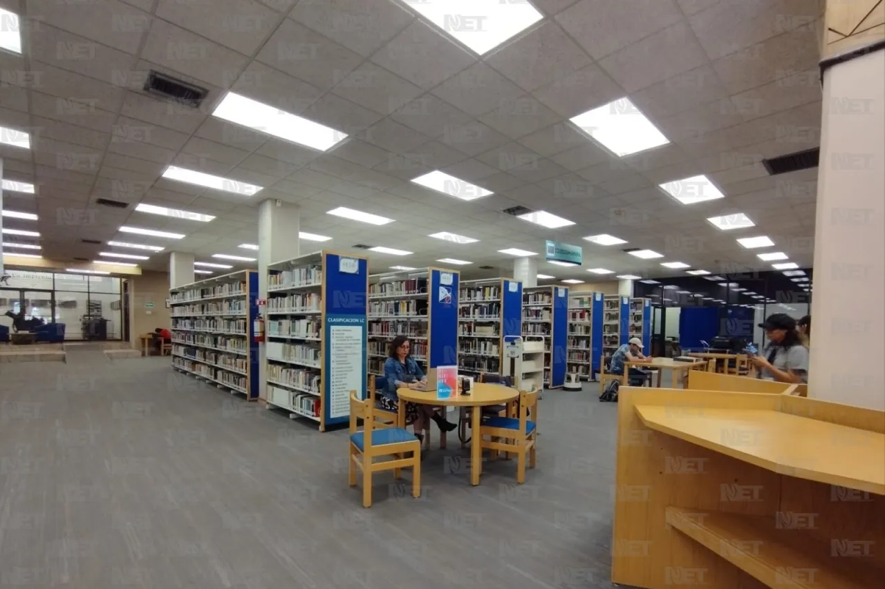 Por 30 aniversario, debaten historia y futuro de Biblioteca Carlos Montemayor