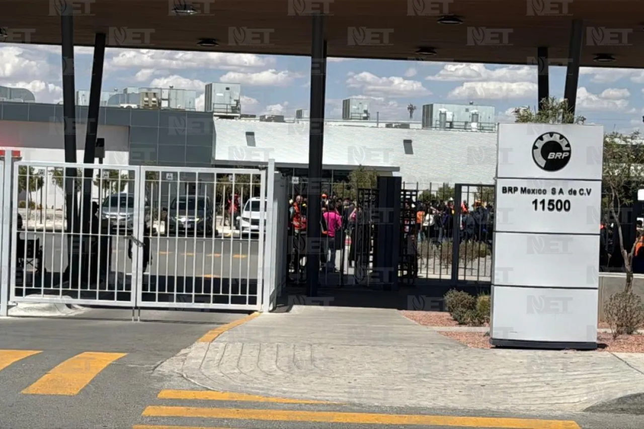 Evacuan a trabajadores de maquiladora BRP por incendio