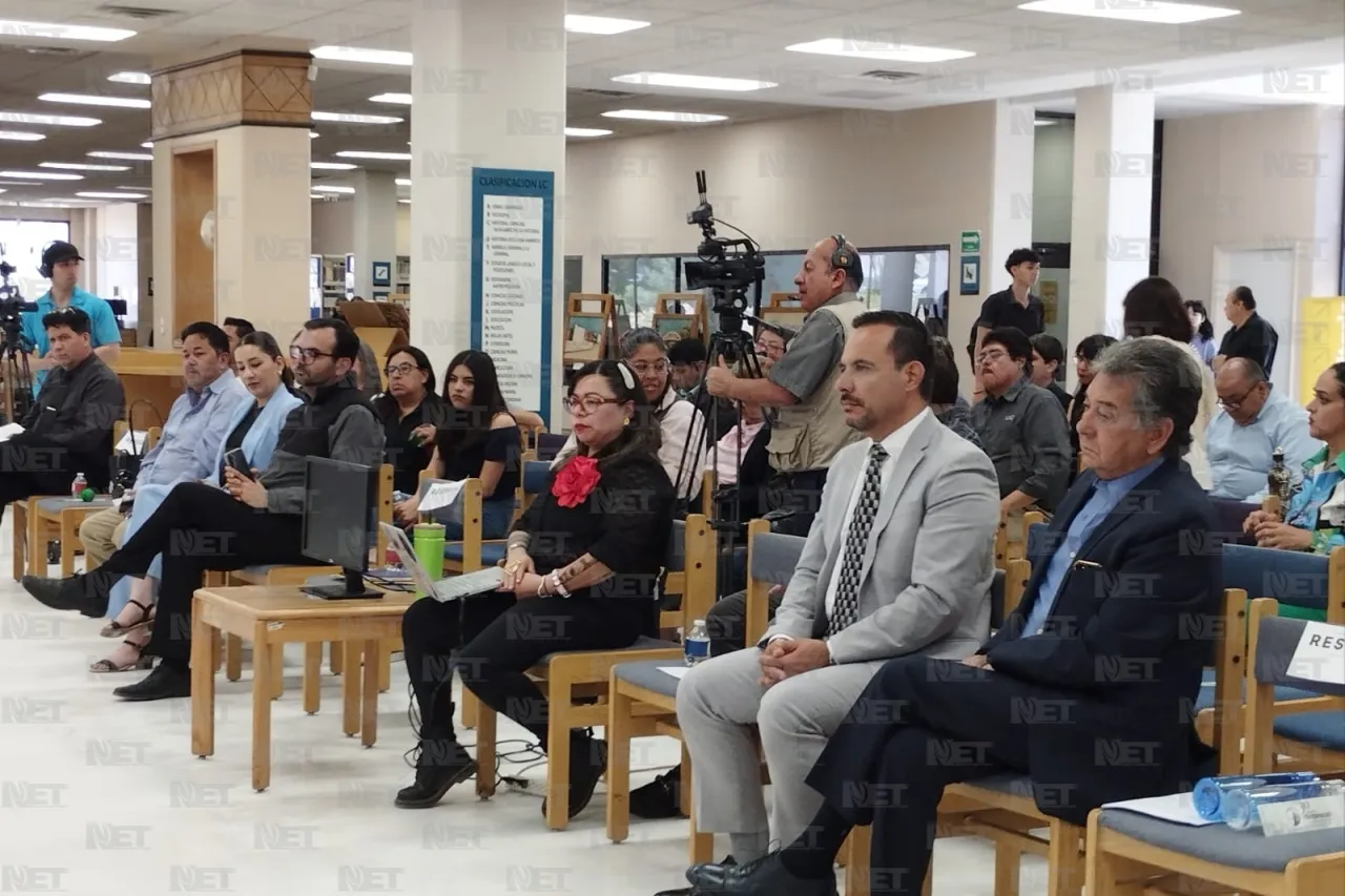 Por 30 aniversario, debaten historia y futuro de Biblioteca Carlos Montemayor