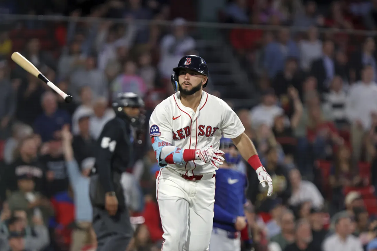Vencen Medias Rojas a Rangers