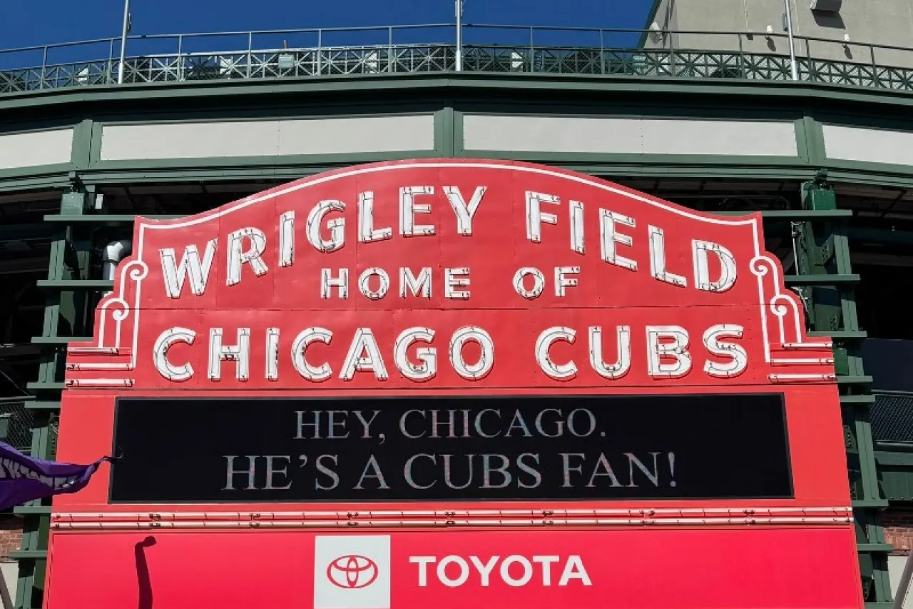 'Le va a los Cubs': Cachorros de Chicago felicitan al Papa León XIV