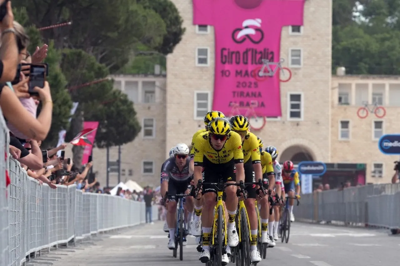 Max Pedersen gana primera etapa en el Giro D'Italia