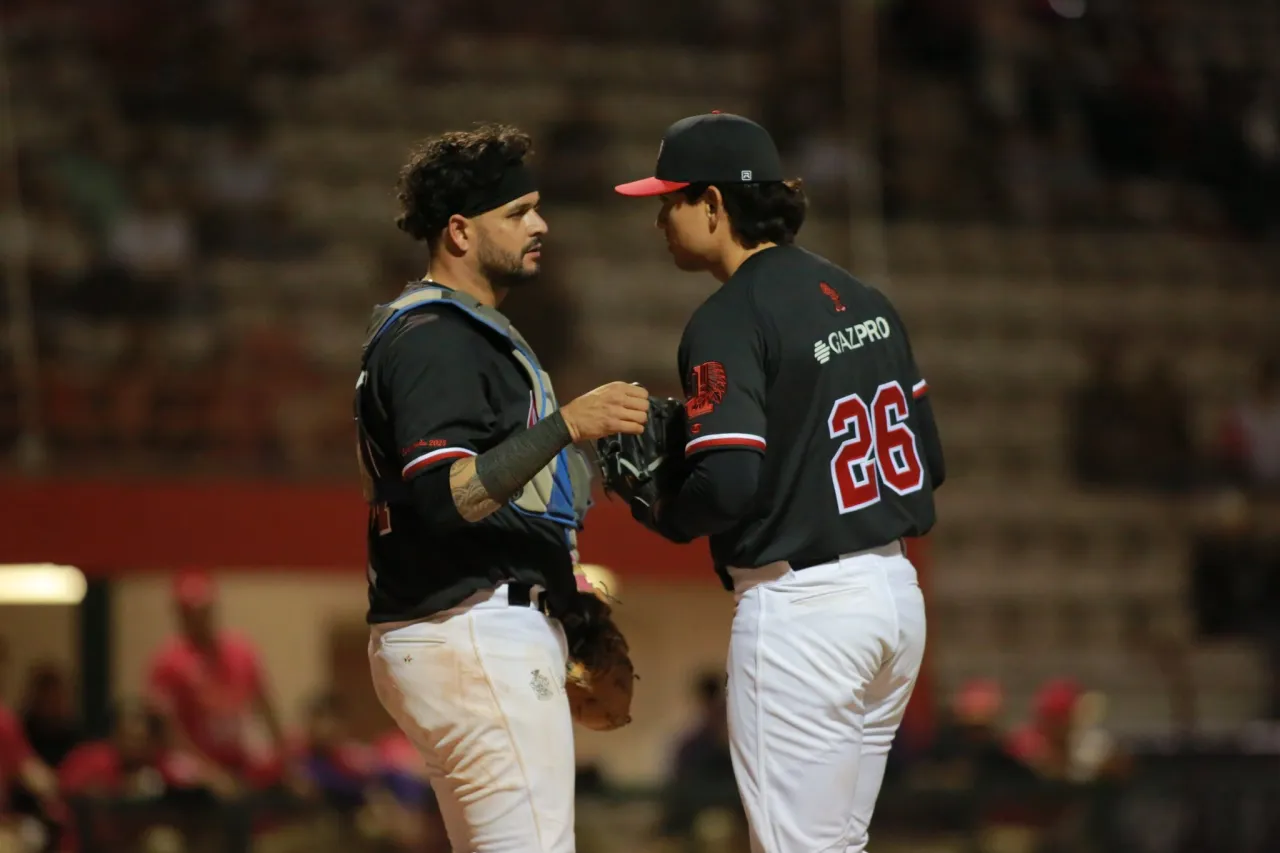 Indios 'se amanecen' para arrancar temporada y le ganan a Dorados de madrugada
