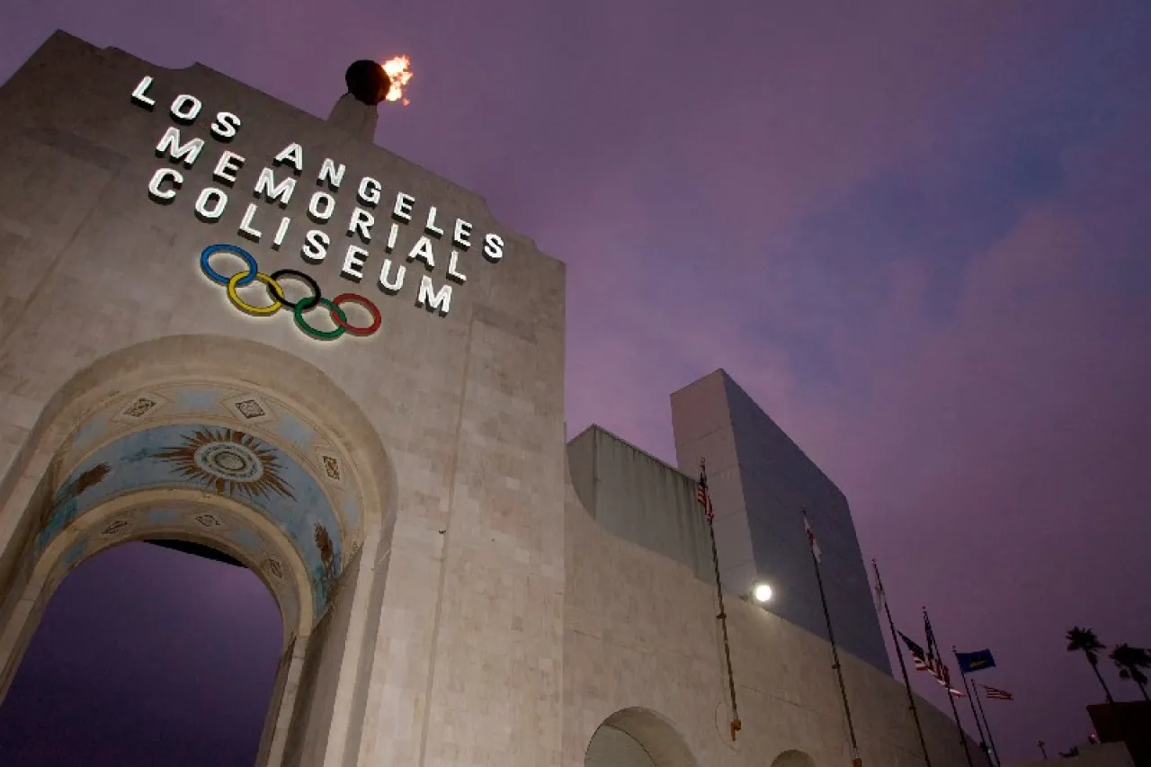 Compartirán Coliseo y SoFi Stadium ceremonia de apertura para L.A. 28