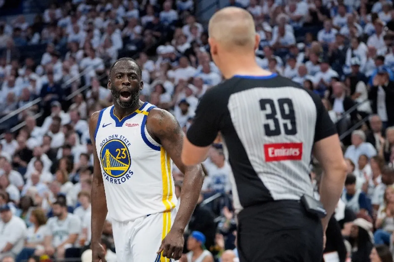 Se molesta Draymond Green con 'agenda' de la NBA