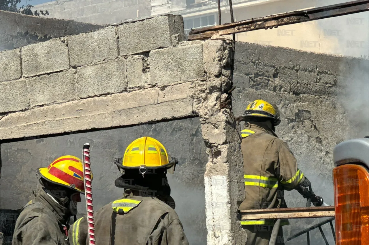 Se incendia casa en la José Martí; había dos personas adentro
