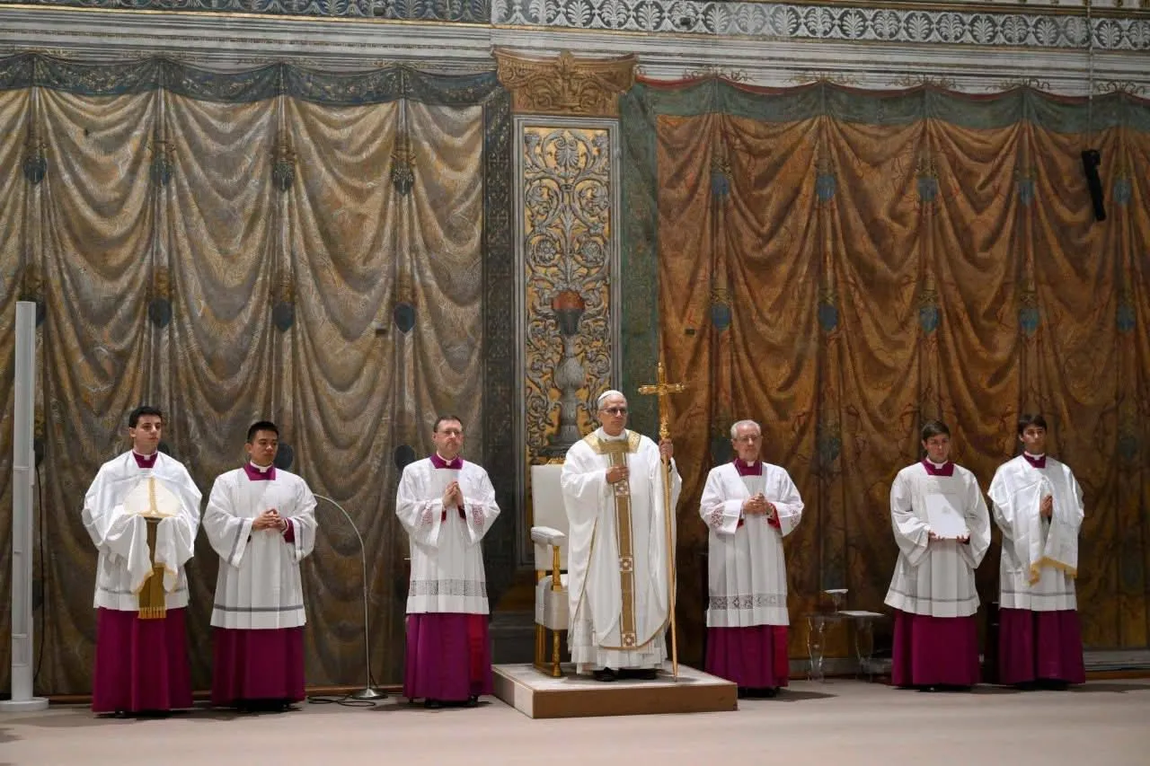 Celebra el Papa León XIV su primera misa como jefe de la Iglesia