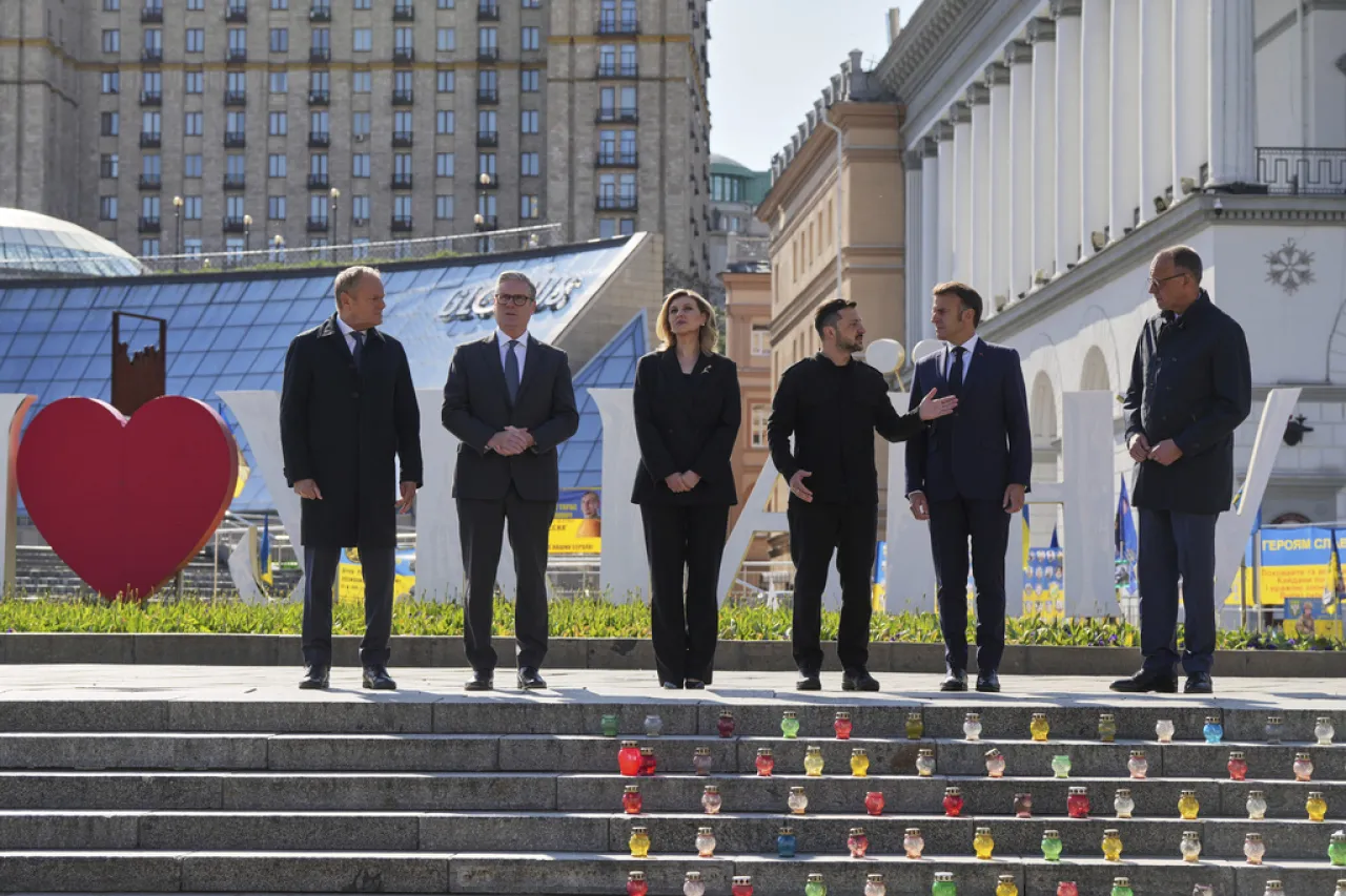 Ucrania y sus aliados presionan para un cese del fuego
