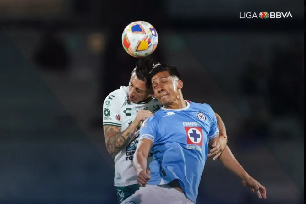 Doma Cruz Azul a la Fiera y avanza a semifinales