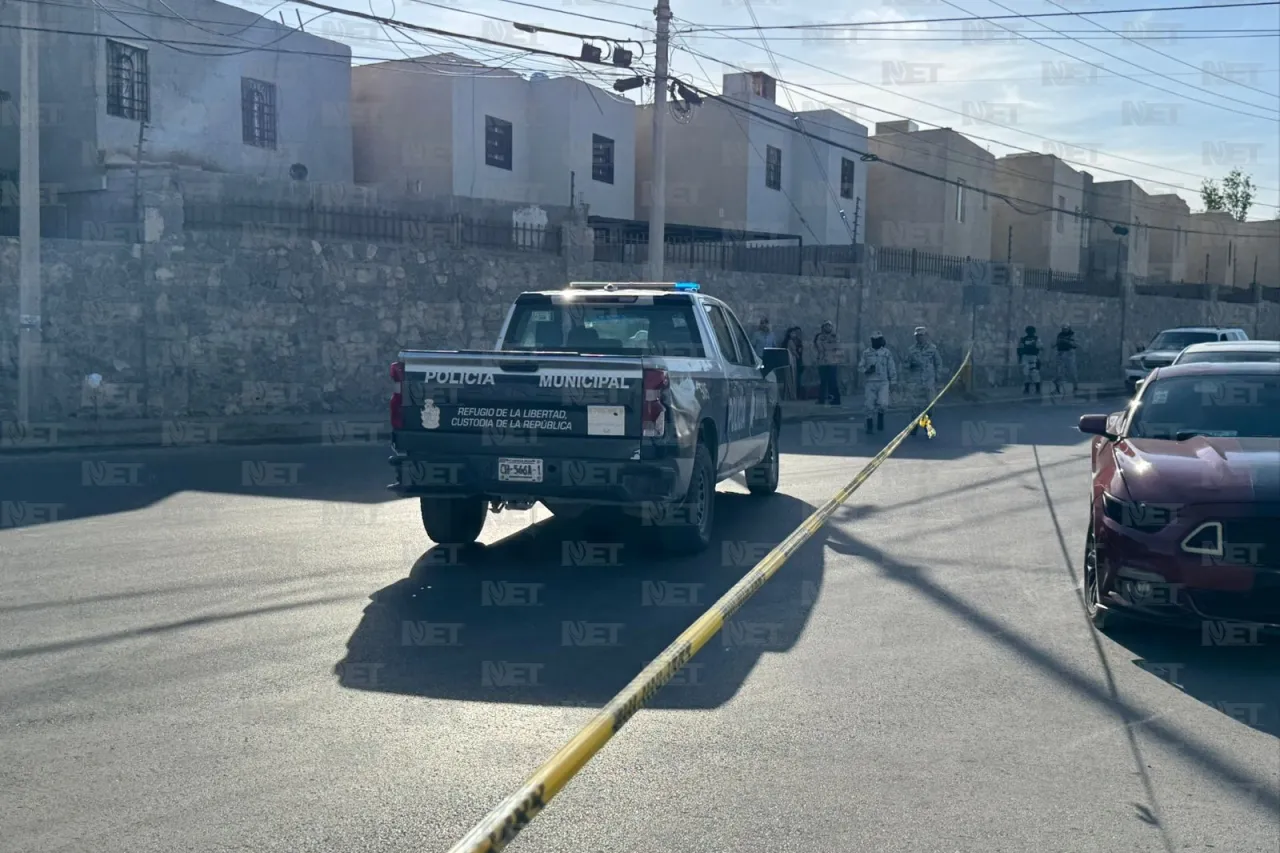 Ultiman a hombre en puesto de comida