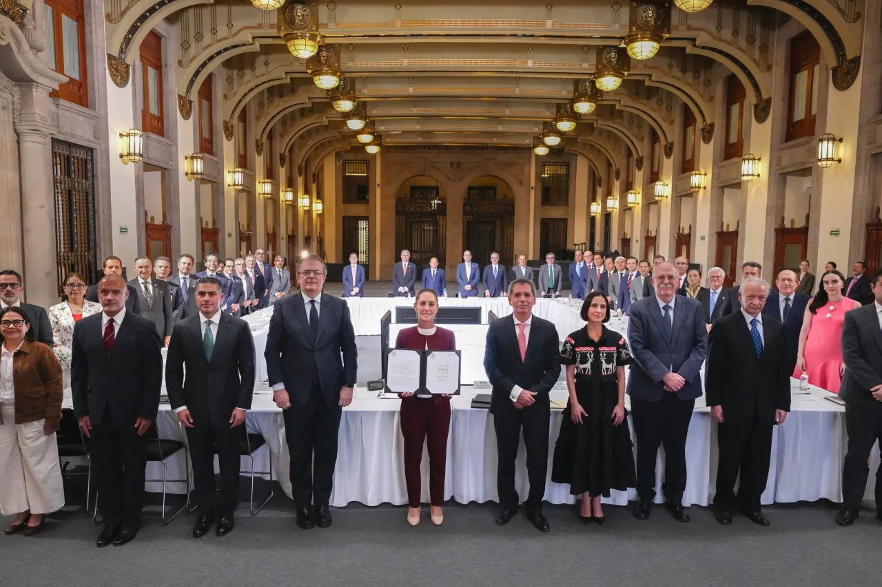 Renuevan acuerdo PACIC Sheinbaum y empresarios