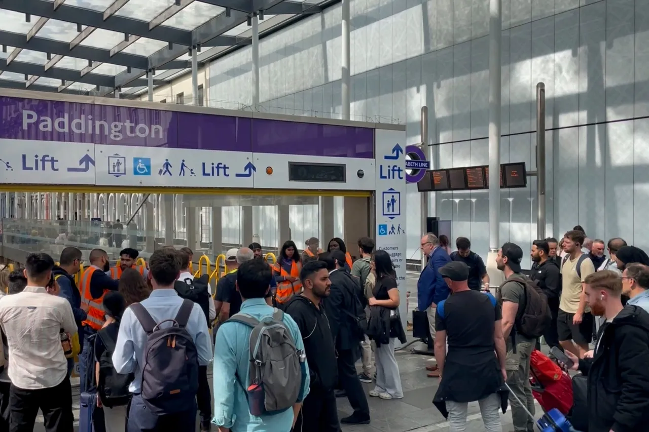 Un apagón interrumpe servicio del metro de Londres durante hora pico