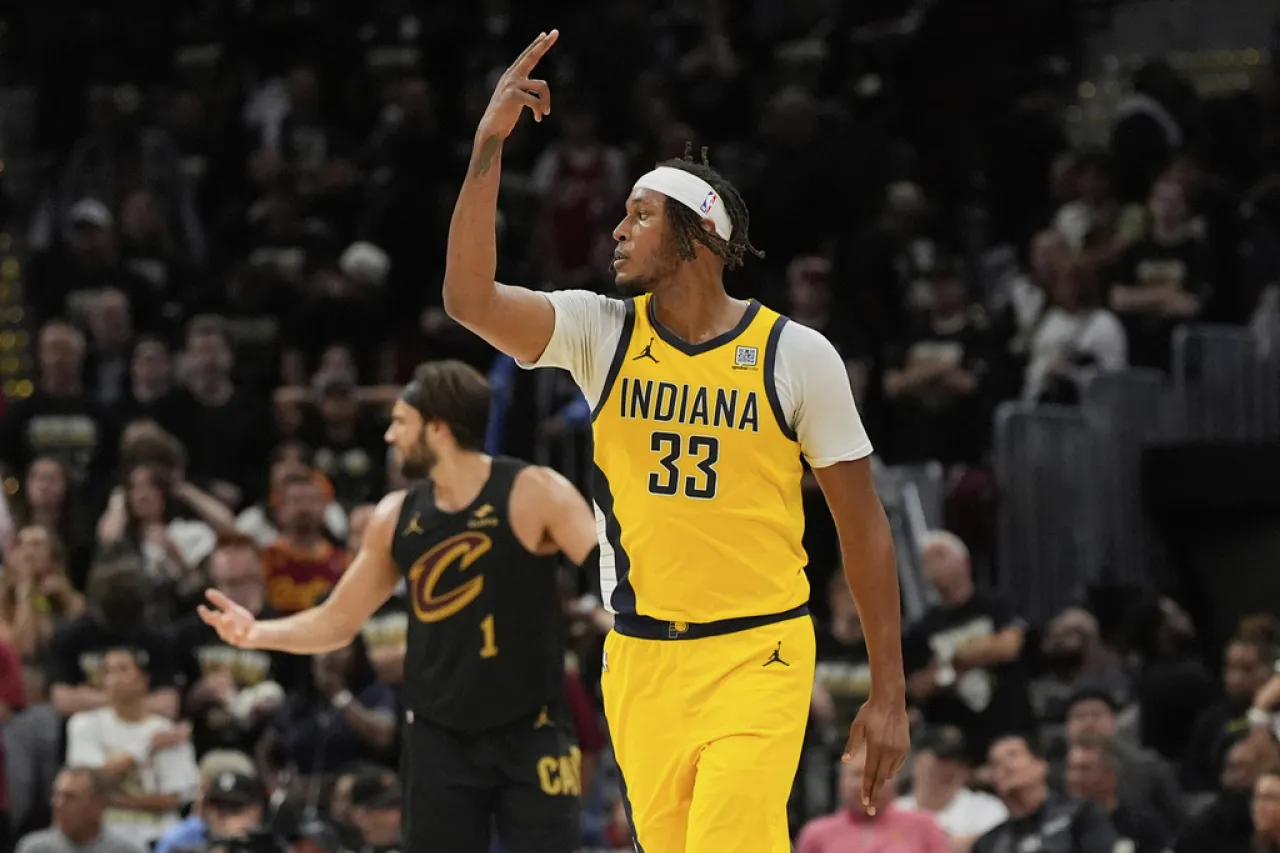 Piso parejo: Arrancan hoy finales de conferencia de la NBA
