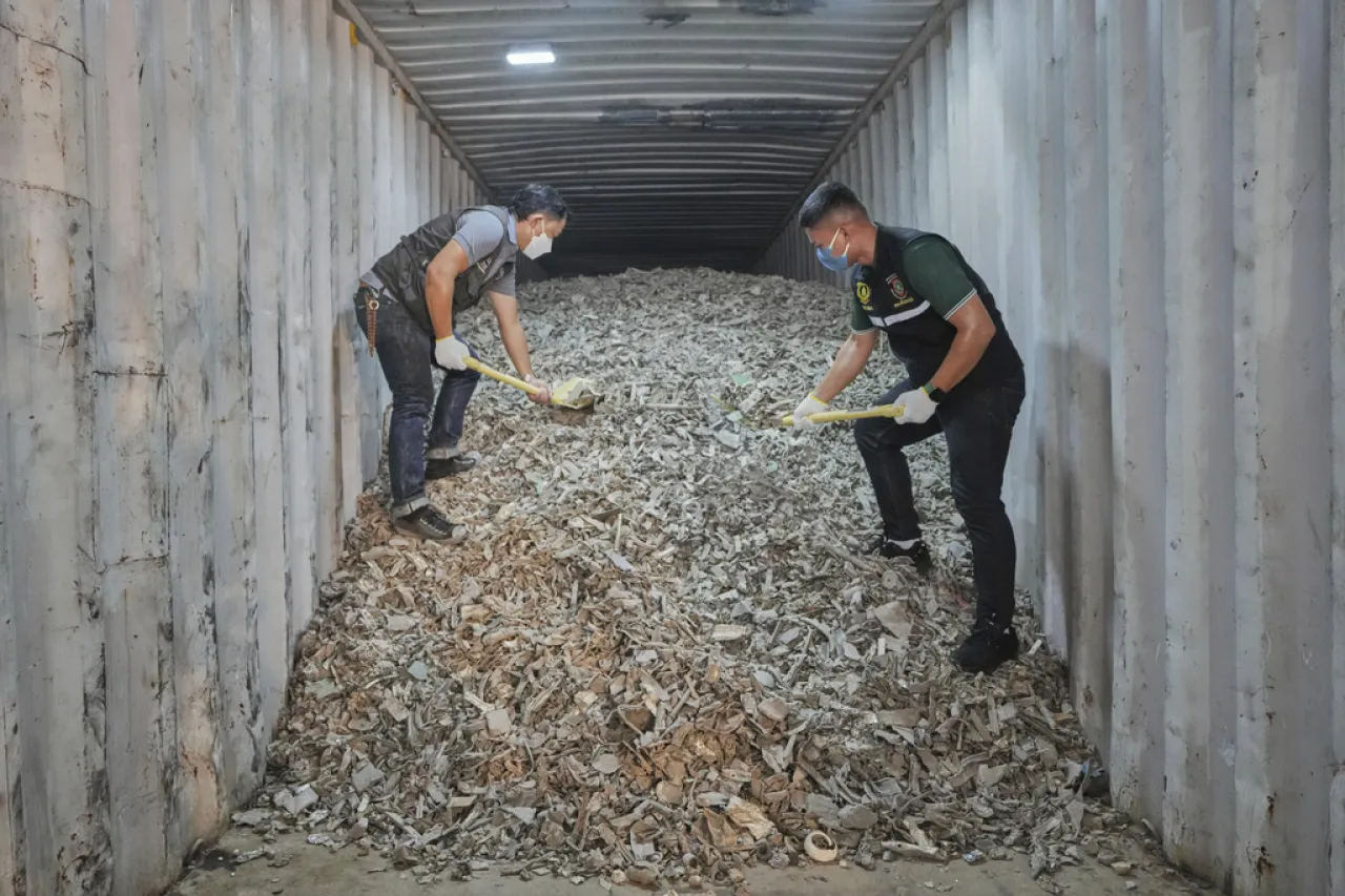Tailandia incauta más de 200 toneladas de basura electrónica ilegal de EU