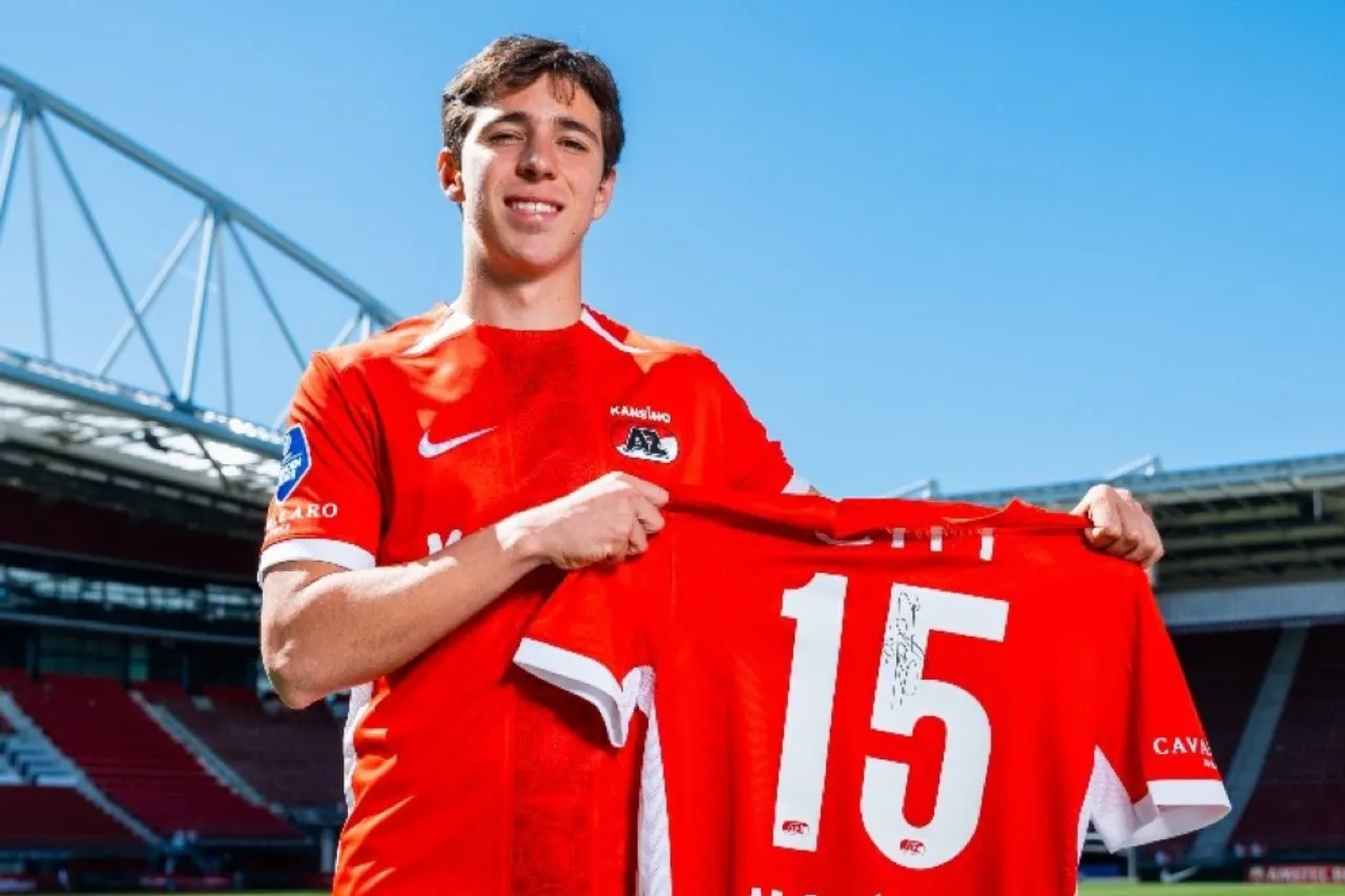 Mateo Chávez deja a Chivas y ficha con el AZ Alkmaar de Holanda