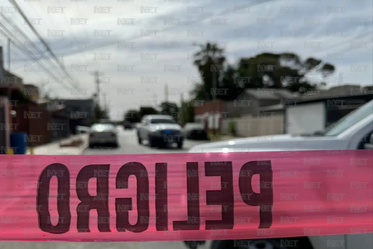 Juárez: Encuentran 'encobijado' entre ramas y basura