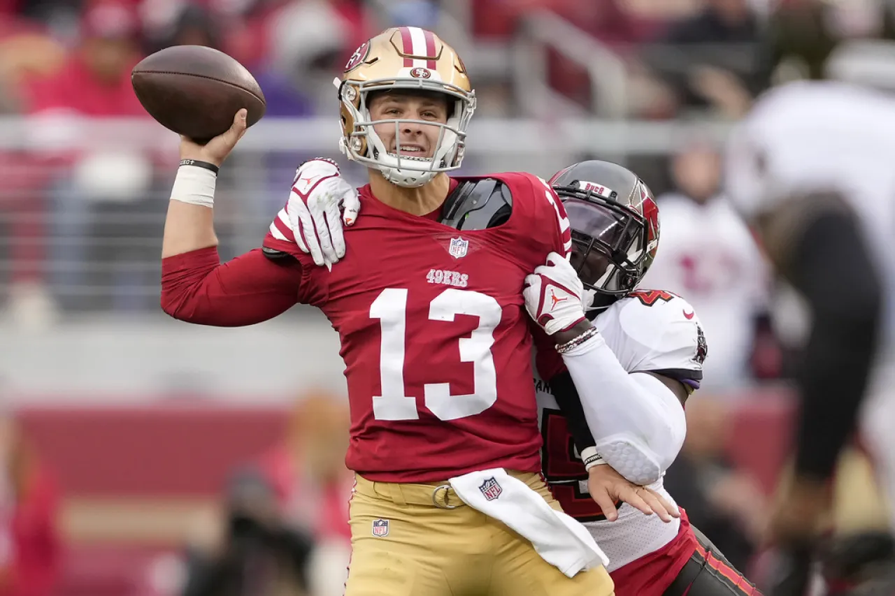 Acuerda Brock Purdy extensión de cinco años y 265 mdd con 49ers: AP