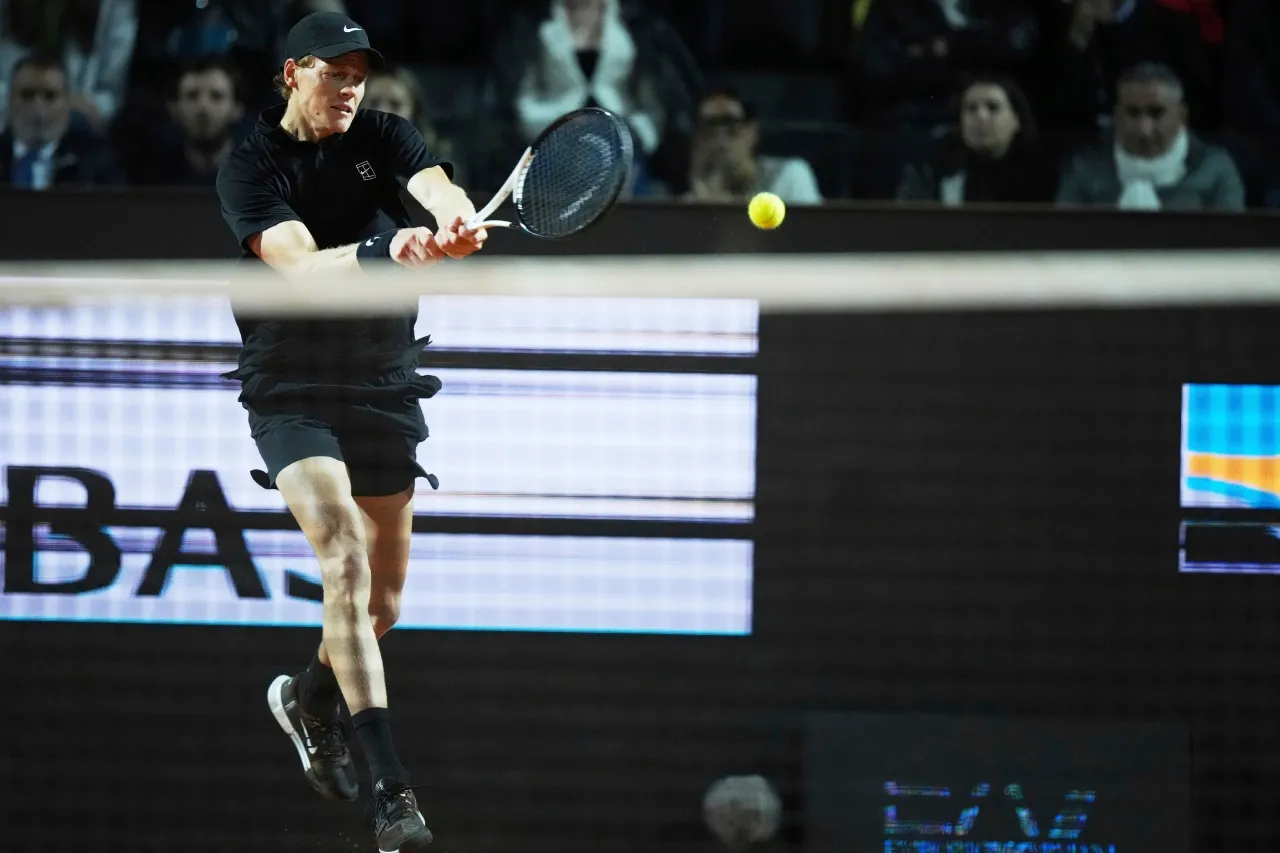 Sinner renovará rivalidad con Alcaraz en la final del Abierto de Italia