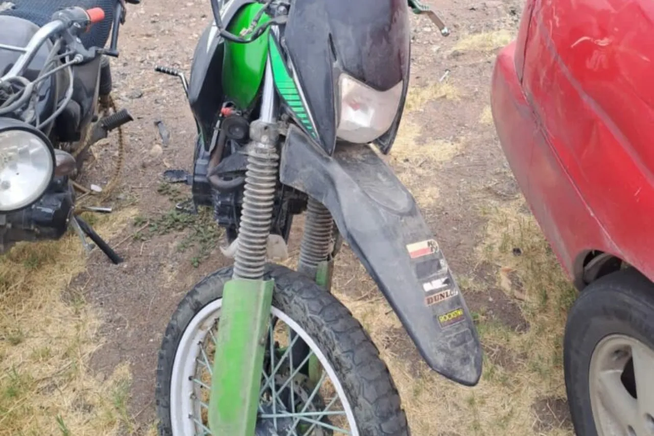 Recuperan motocicleta con reporte de robo en Parral
