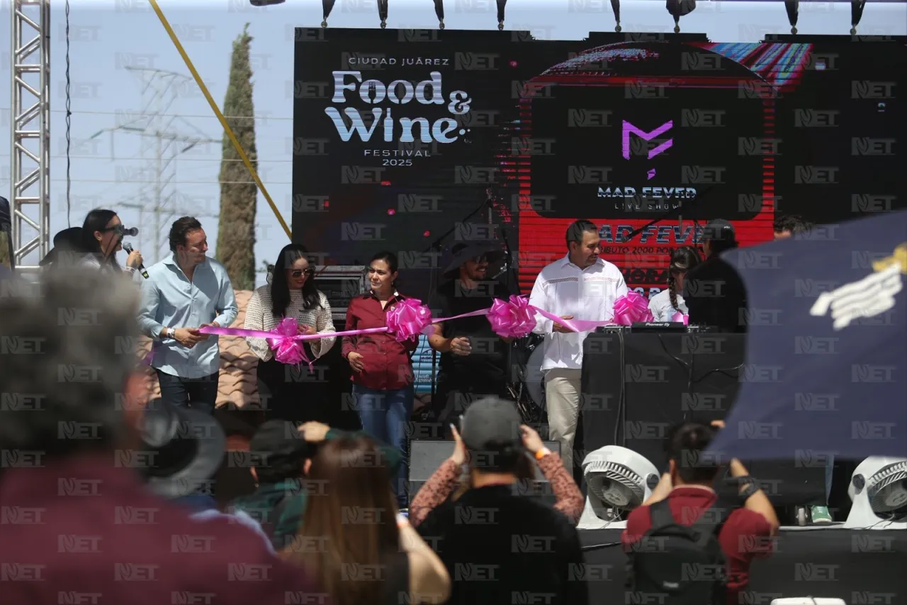 Acude alcalde Pérez Cuéllar a evento de proveedores de vino