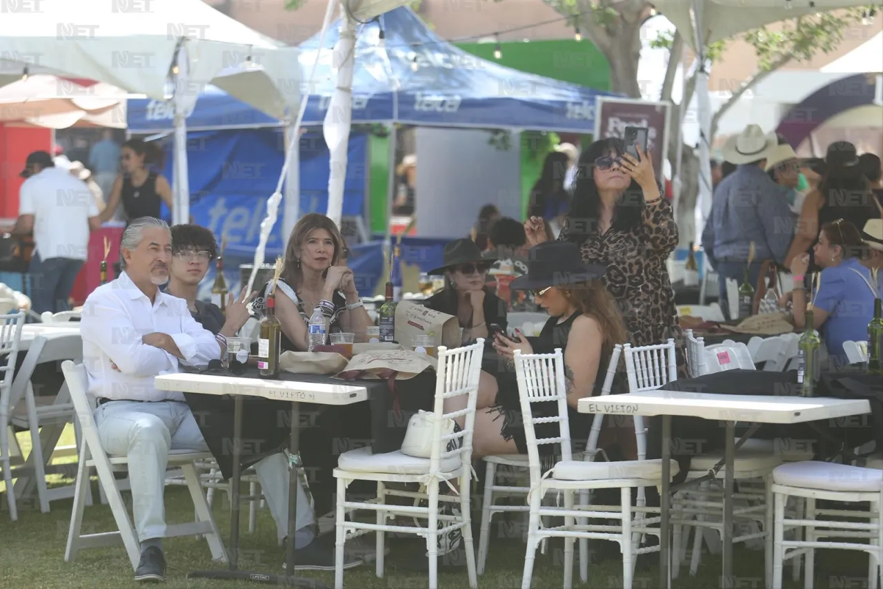 Acude alcalde Pérez Cuéllar a evento de proveedores de vino