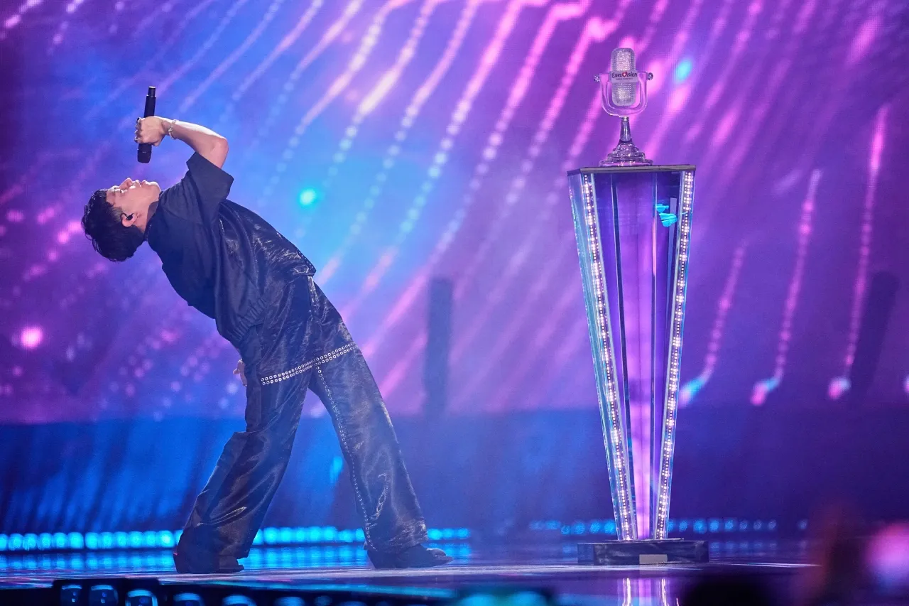 JJ de Austria gana Festival de Eurovisión con la canción pop-opera 'Wasted Love'