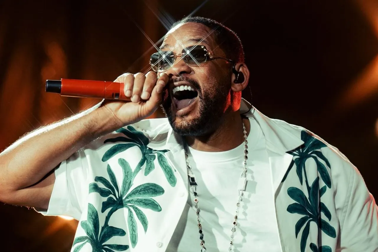 Will Smith agradece en español a público del Tecate Emblema