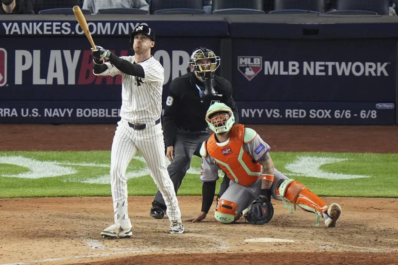 Se topan Yankees y Dodgers en Los Ángeles para revancha de Serie Mundial