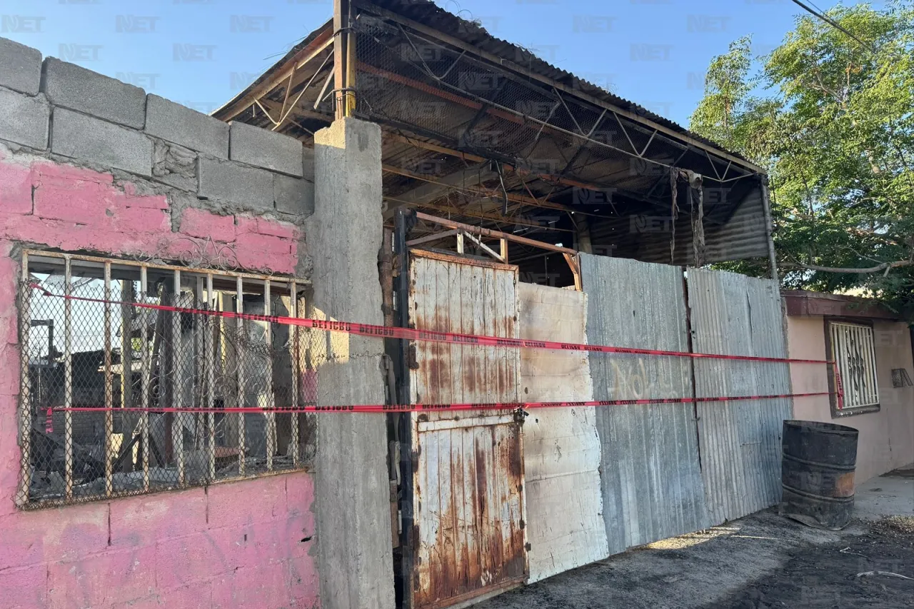Investigan incendio en bodega de puestos de lámina