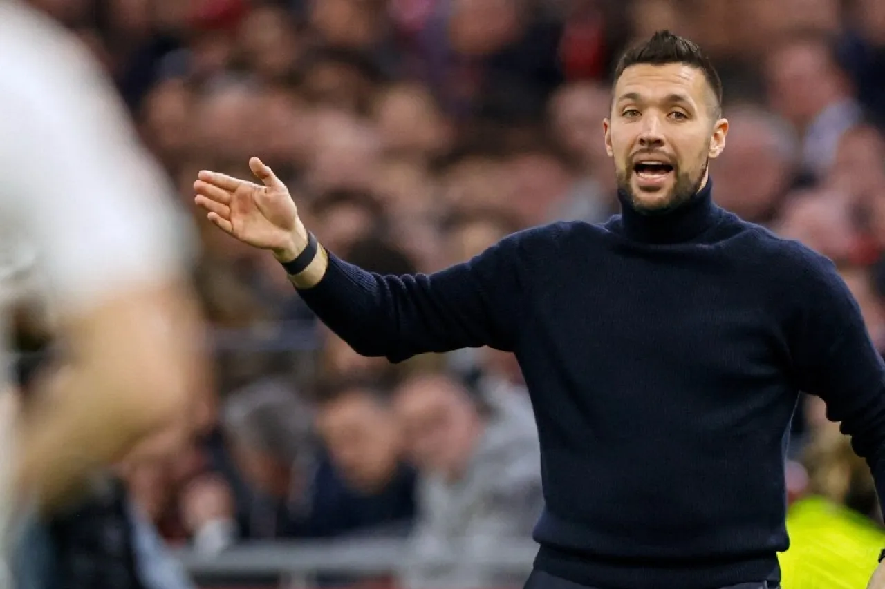 Holanda: Francesco Farioli renuncia al Ajax