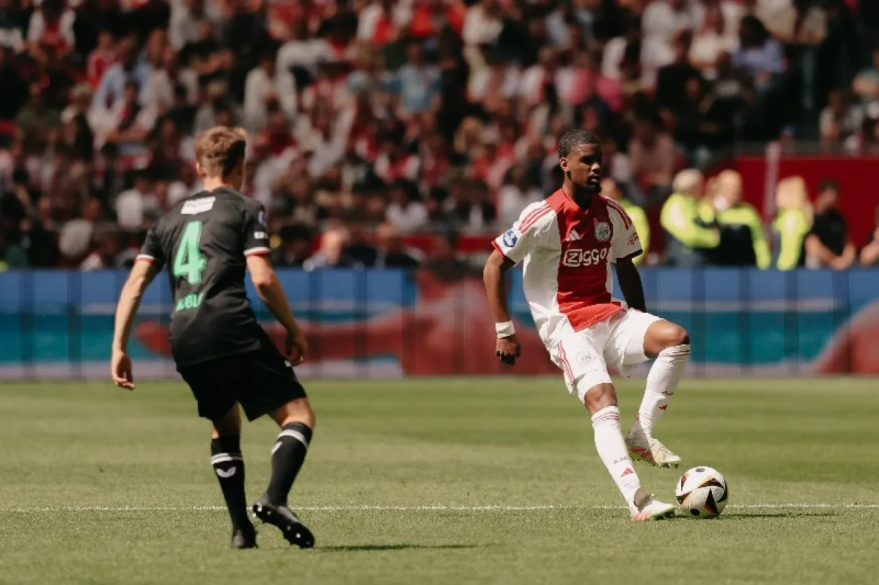 Holanda: Francesco Farioli renuncia al Ajax