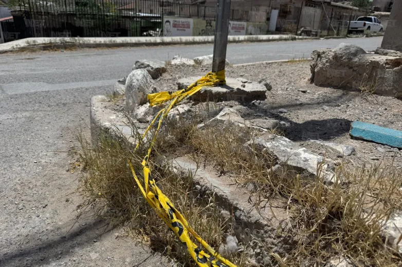 Víctimas forcejean con asaltantes y se les escapa un tiro al aire