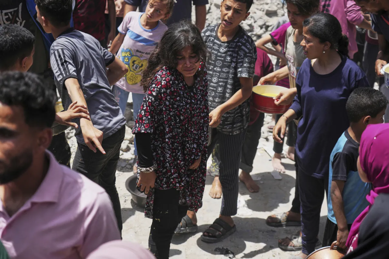 Ataques en Gaza matan al menos a 60 personas