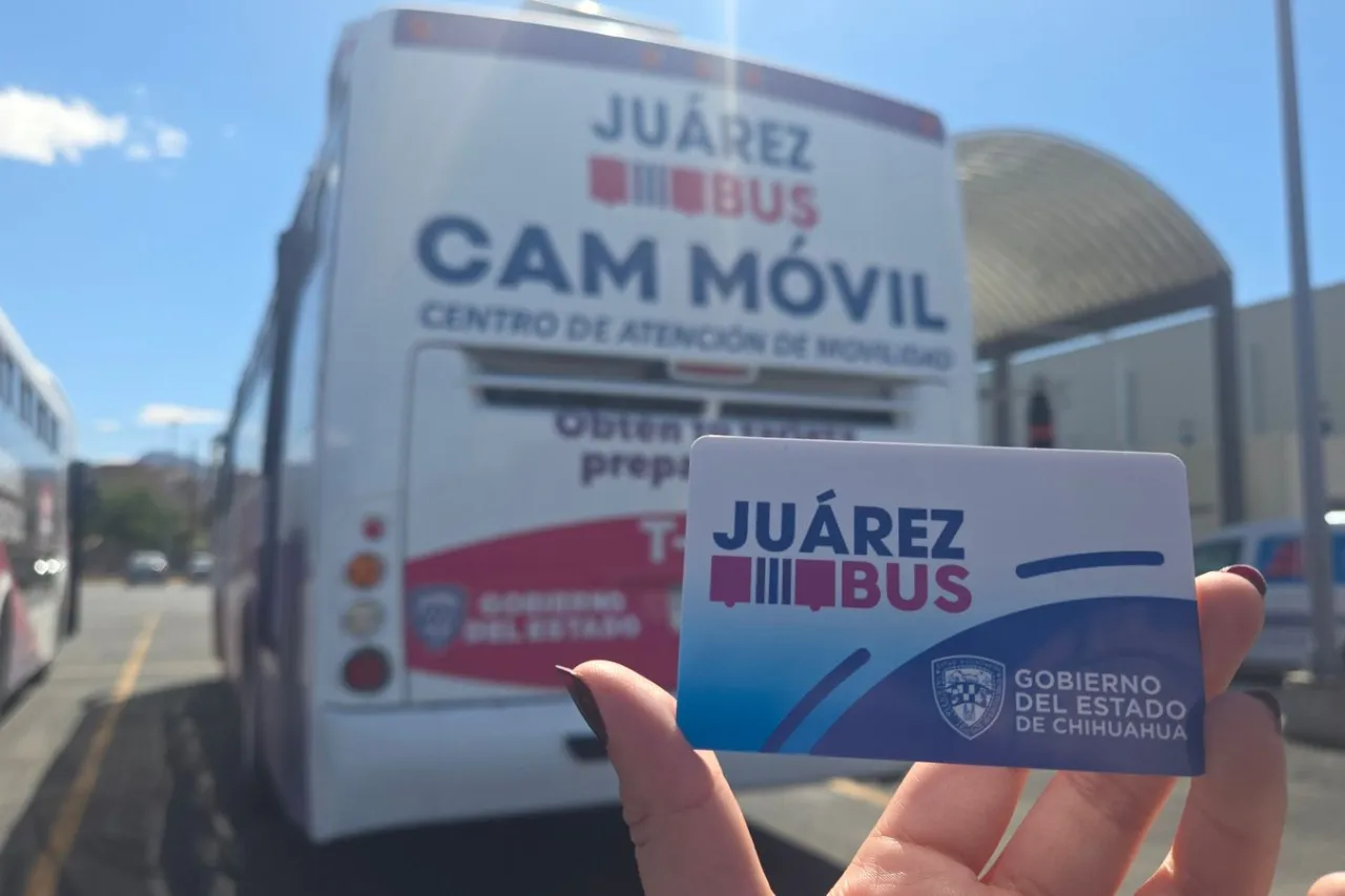 Invita Juárez Bus a renovar tarjetas preferenciales en los CAM