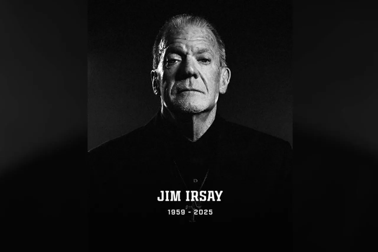 Jim Irsay, dueño melómano de los Colts, muere a los 65 años