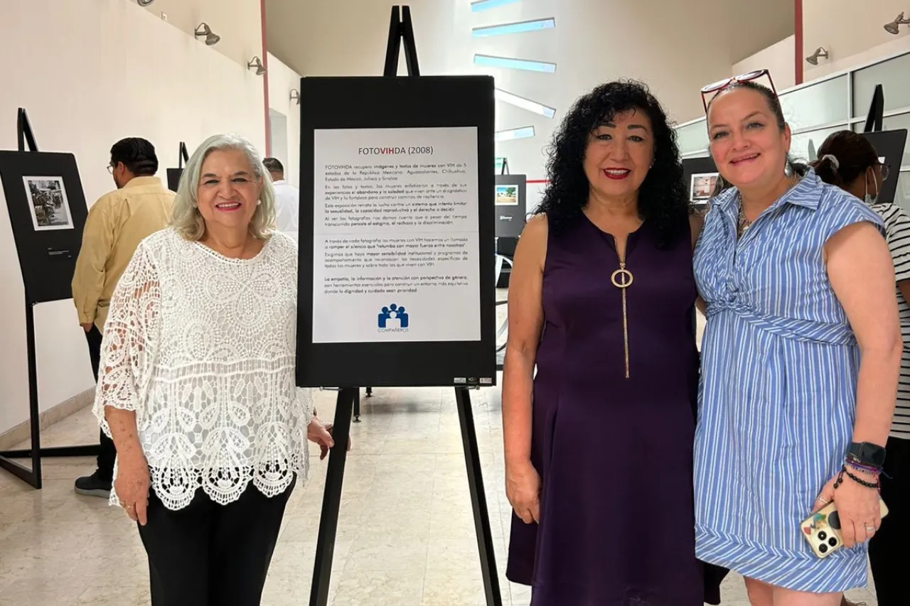 Presentan galería FotoVHIda, historias de mujeres diagnosticadas con VIH